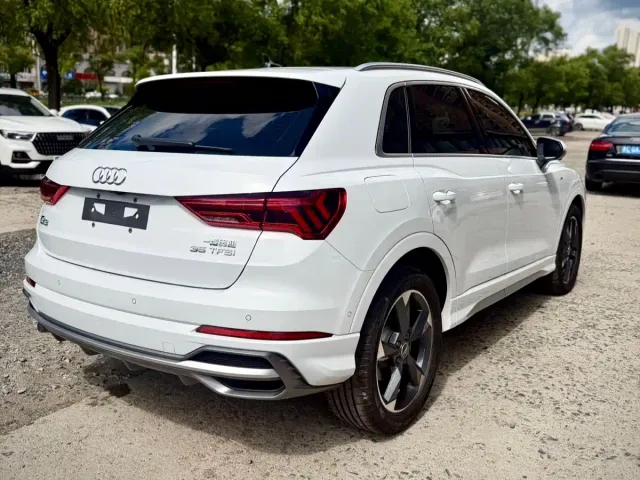 Audi Q3 — Фото автомобиля 6