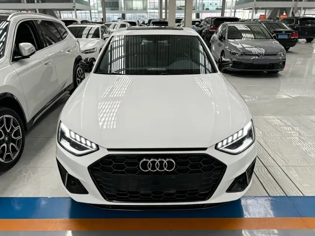 Audi A4L — Фото автомобиля 2