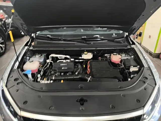 BYD Seal 05 DM-i — Фото автомобиля 19