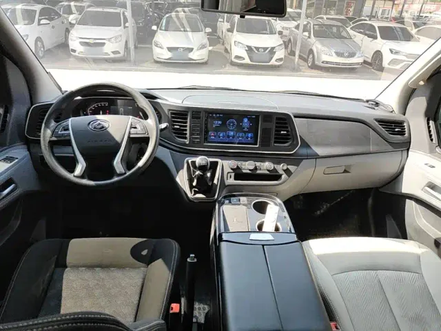 Maxus Xintu V80 — Фото автомобиля 9