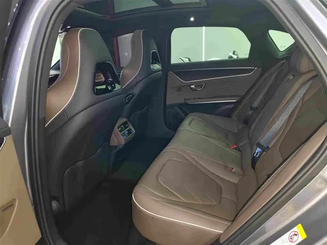 BYD Han — Фото автомобиля 5