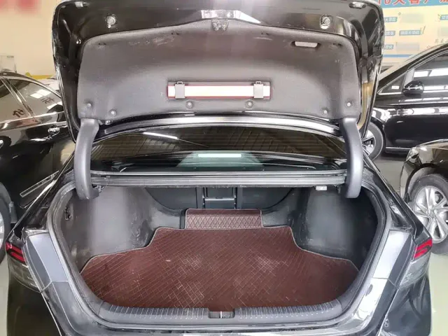 Honda Accord — Фото автомобиля 18