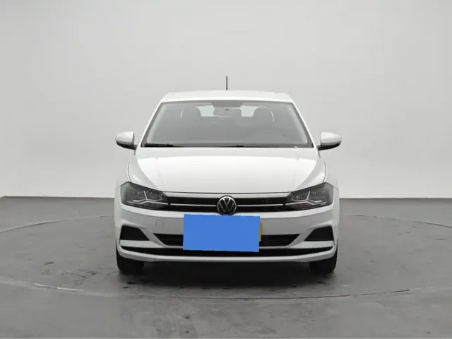 Volkswagen Polo — Фото автомобиля 2