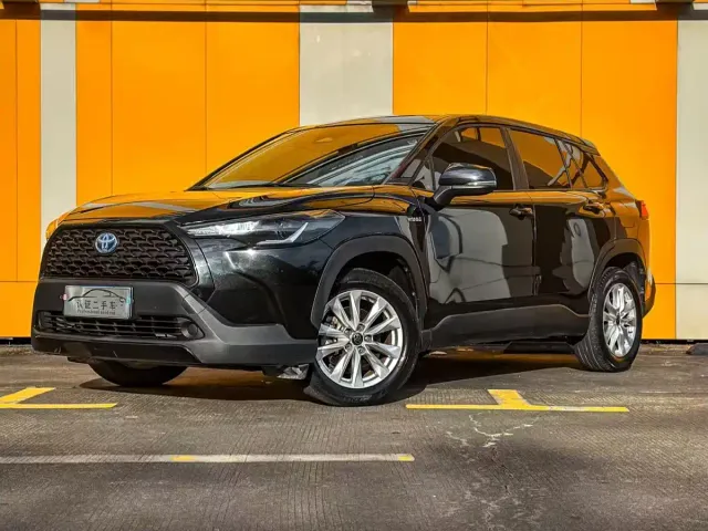 Фотография автомобиля — Toyota Corolla Cross