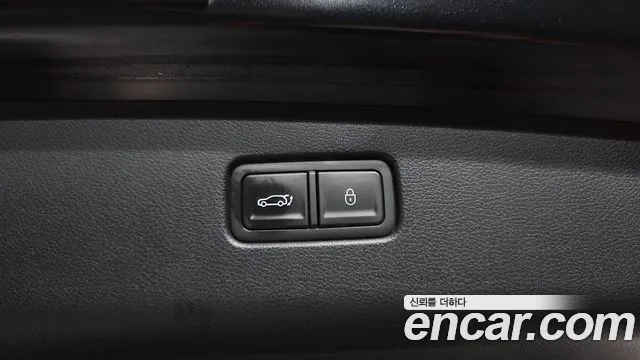 Genesis GV70 — Фото автомобиля 27