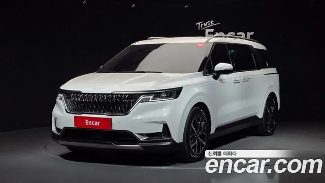 Фотография автомобиля — Kia Carnival Generation 4