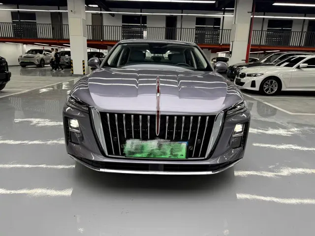 Hongqi H5 PHEV — Фото автомобиля 2