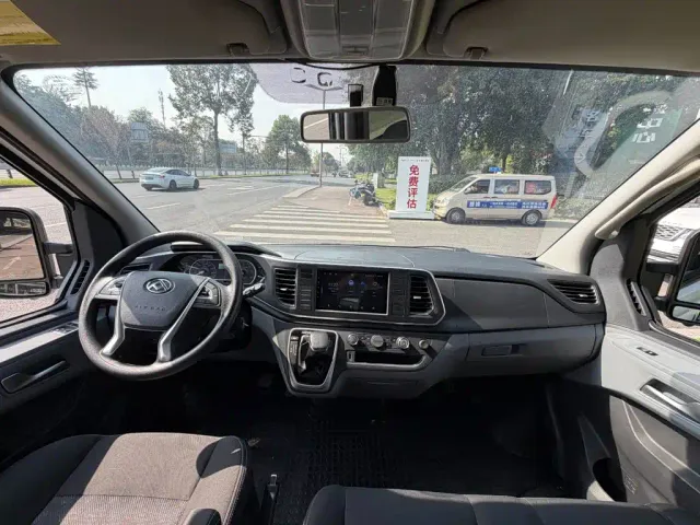 Maxus Xintu V80 — Фото автомобиля 12