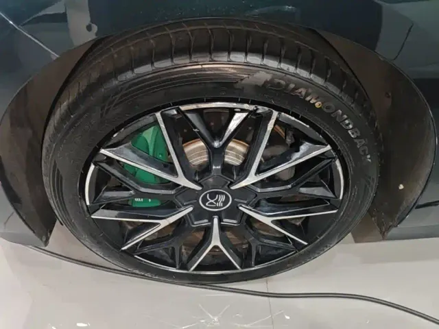 BYD Han — Фото автомобиля 22