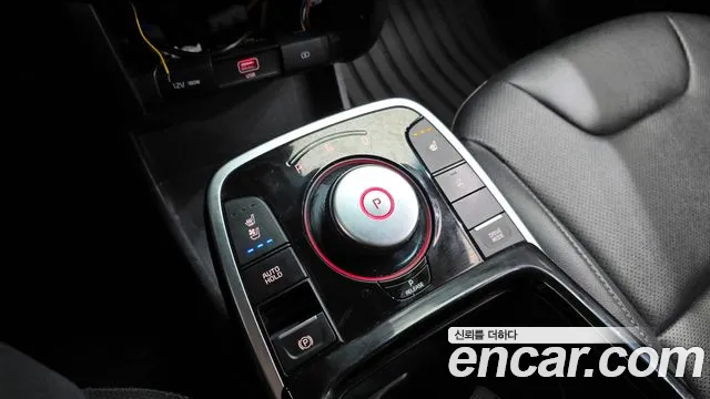 Kia Niro Niro Plus Light (Такси) — Фото автомобиля 9