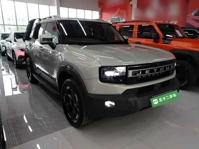 Jetour T1 — Фото автомобиля 3