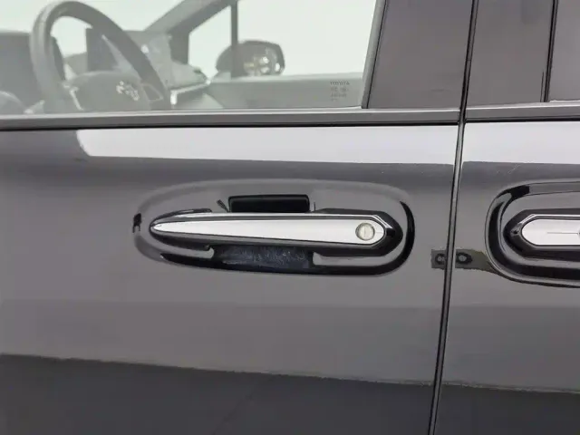 Toyota Granvia — Фото автомобиля 18