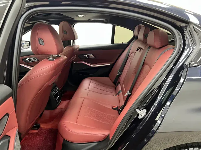 BMW 3 Series — Фото автомобиля 13