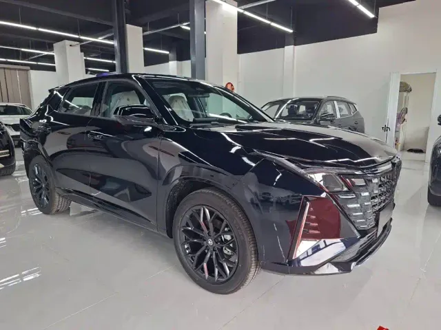 Changan UNI-Z — Фото автомобиля 3