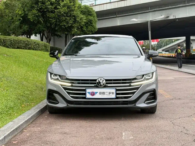 Volkswagen CC — Фото автомобиля 2