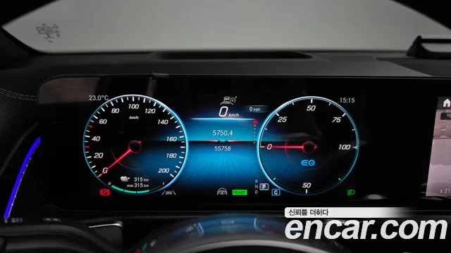 Mercedes-Benz EQB X243 — Фото автомобиля 11