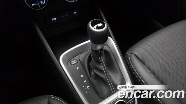 Hyundai Venue Venue 1.6 Premium — Фото автомобиля 9