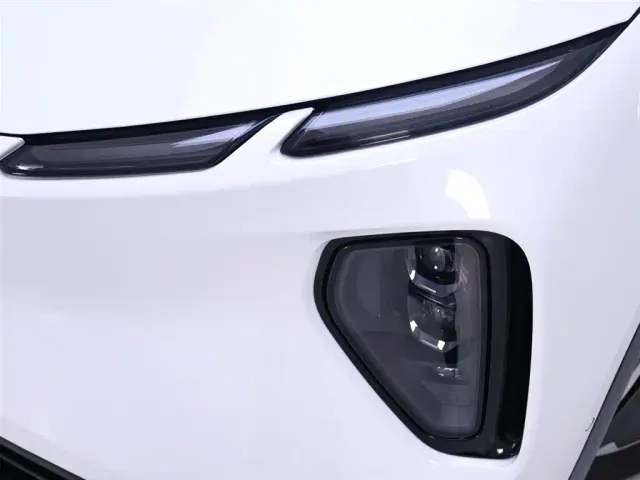 Nio EC6 — Фото автомобиля 4