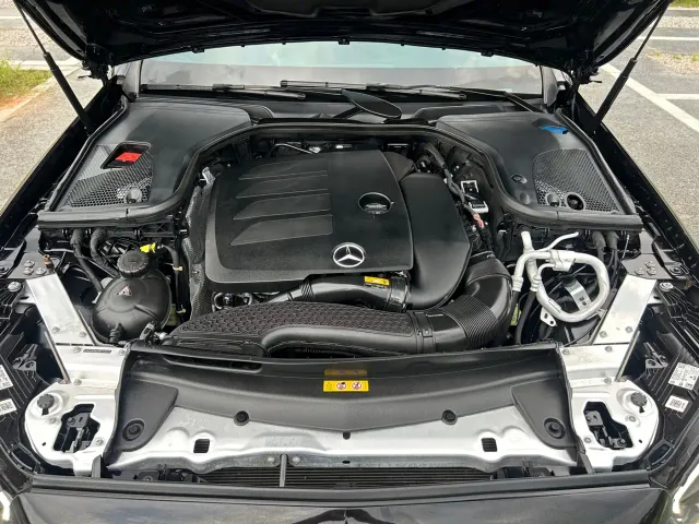 Mercedes-Benz E-Class — Фото автомобиля 6