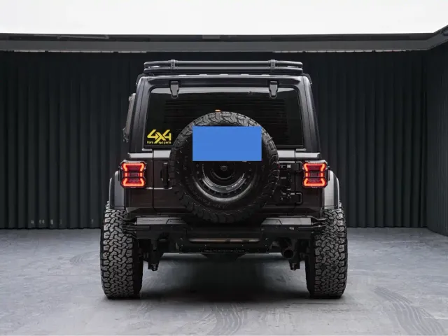 Jeep Wrangler — Фото автомобиля 6