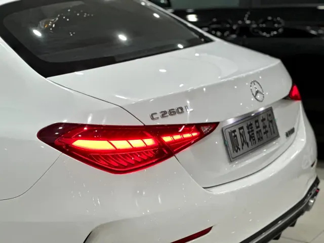 Mercedes-Benz C-Class — Фото автомобиля 26