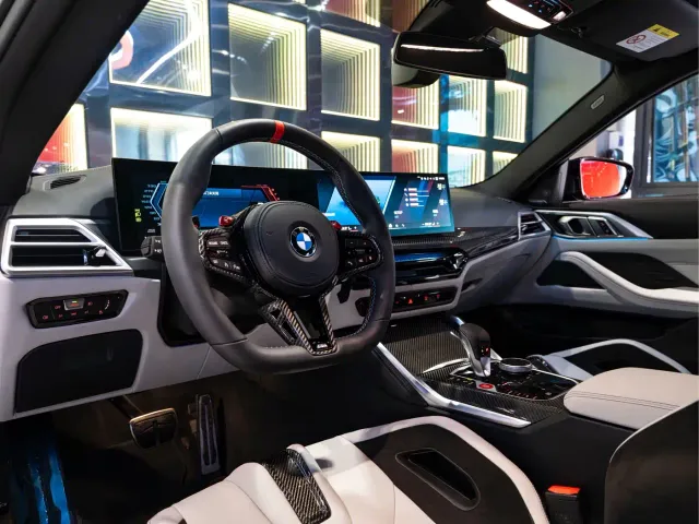 BMW M4 — Фото автомобиля 18