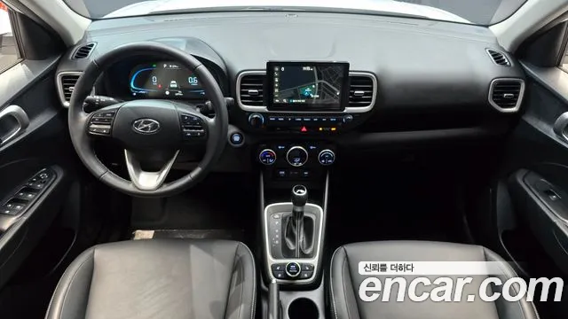 Hyundai Venue — Фото автомобиля 10
