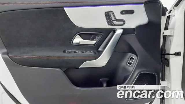 Mercedes-Benz CLA-Class — Фото автомобиля 15