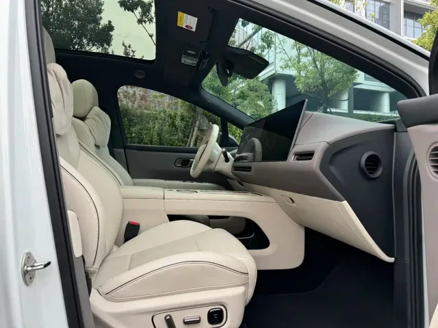 Li Auto i6 — Фото автомобиля 13