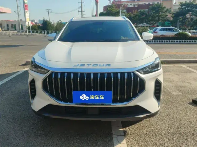 Jetour X70 Plus — Фото автомобиля 2