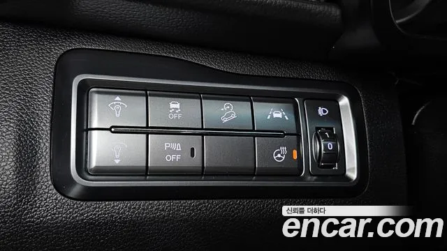 KG_Mobility_Ssangyong TIBOLI Very New Tivoli Бензин 1.5 2WD — Фото автомобиля 19