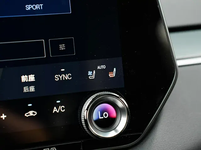 Lexus RX — Фото автомобиля 18