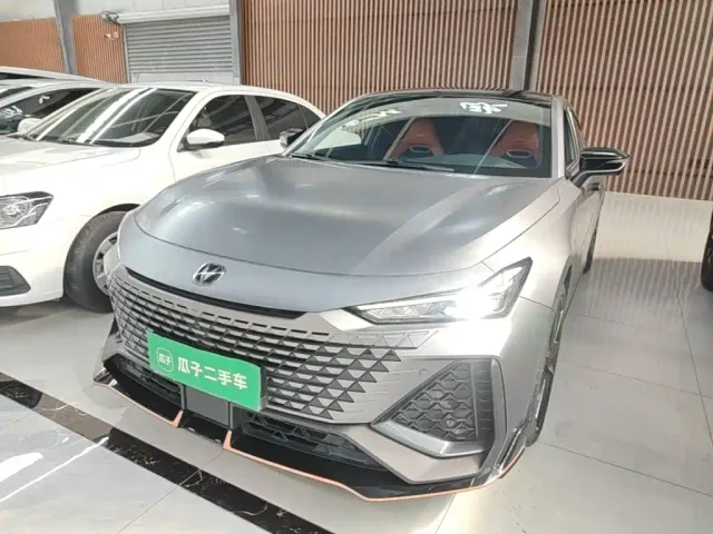 Фотография автомобиля — Changan UNI-V