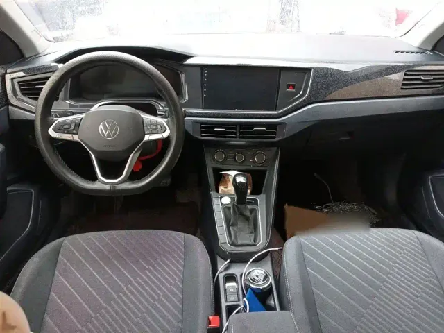 Volkswagen Lavida — Фото автомобиля 12
