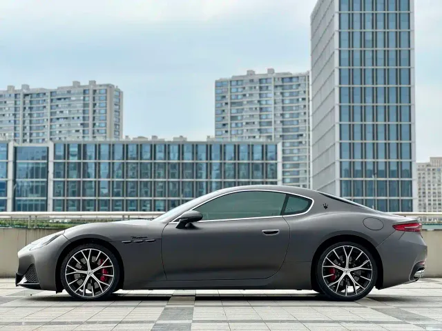 Maserati GranTurismo — Фото автомобиля 3