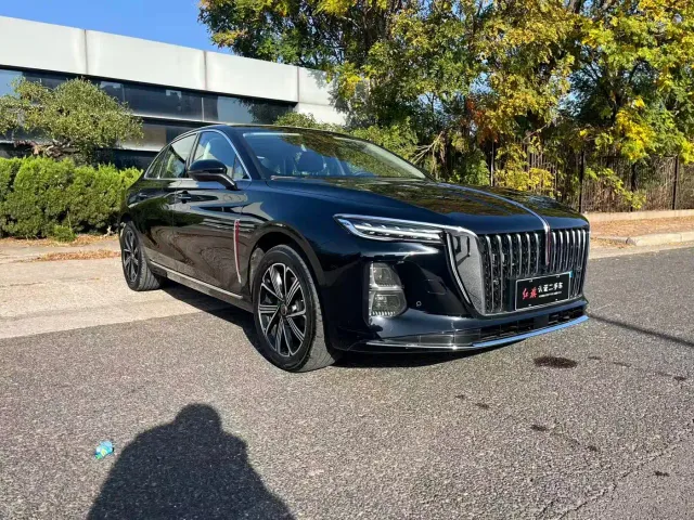 Hongqi H5 PHEV — Фото автомобиля 8