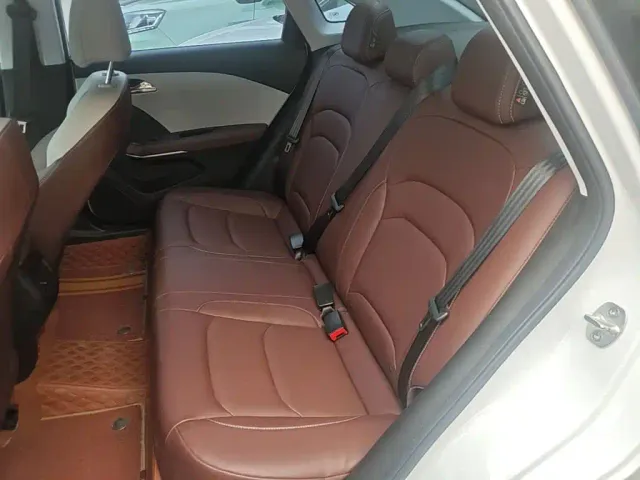 Chevrolet Monza — Фото автомобиля 16