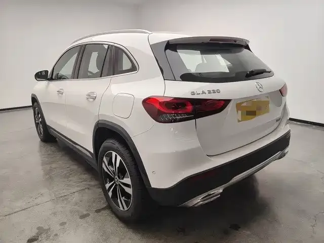Mercedes-Benz GLA-Class — Фото автомобиля 10