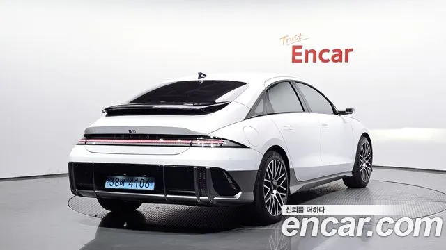 Hyundai Ioniq 6 — Фото автомобиля 2