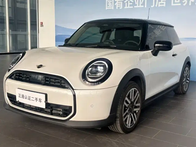 MINI Hatch — Фото автомобиля 7