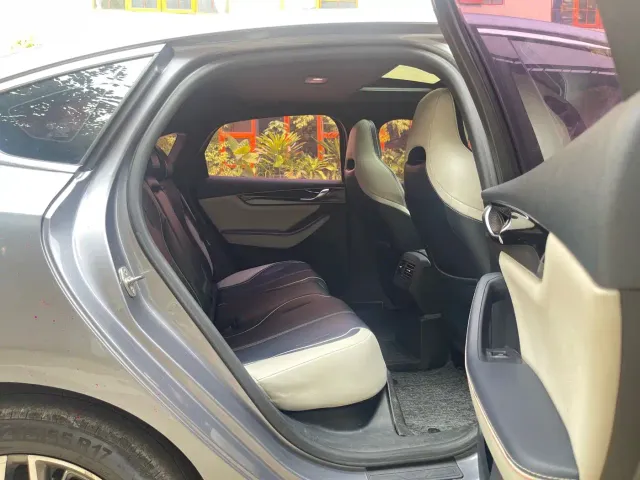 BYD Qin PLUS 2021 EV 500KM Luxury Model — Фото автомобиля 14