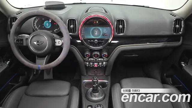 MINI Countryman — Фото автомобиля 7