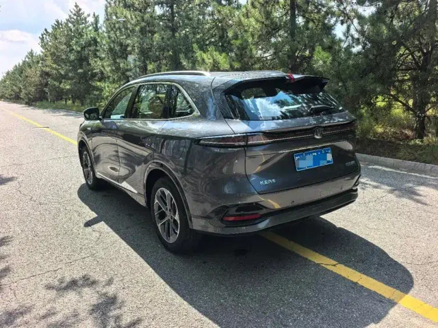 Changan CS75 Plus — Фото автомобиля 7