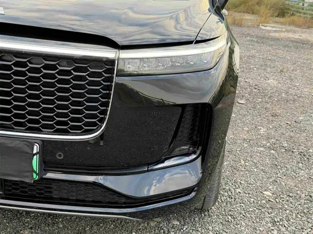 Li Auto ONE — Фото автомобиля 13