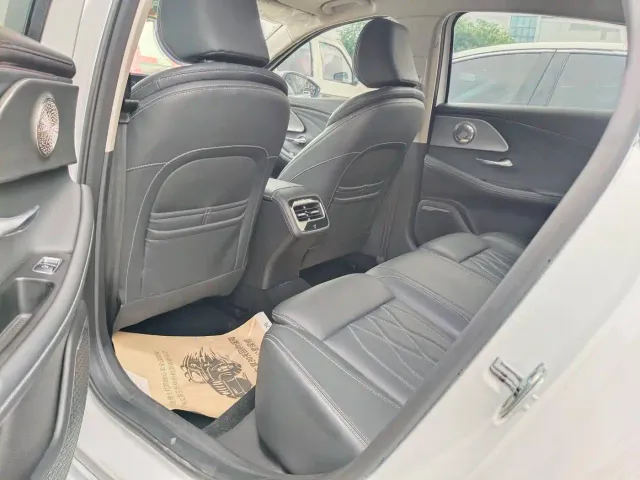 Chery Arrizo 8 — Фото автомобиля 9
