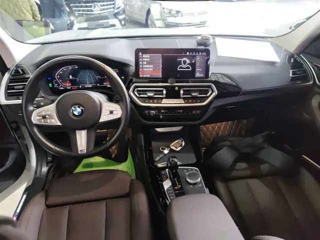 BMW X3 — Фото автомобиля 2