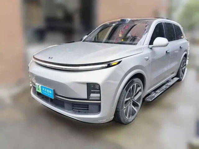 Фотография автомобиля — Li Auto L9