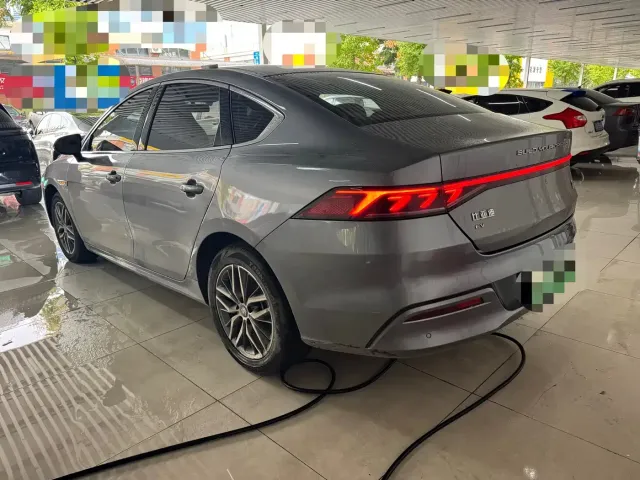 BYD Qin PLUS — Фото автомобиля 12