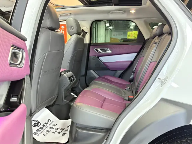 Land Rover Range Rover Velar — Фото автомобиля 11