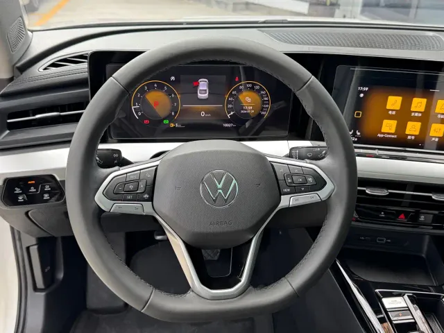 Volkswagen Lamando — Фото автомобиля 14